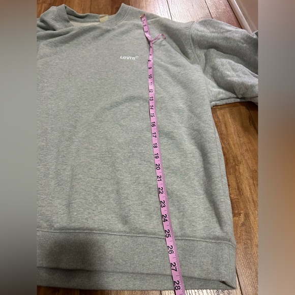 Levi’s Men’s Plus Size Grey Signature Red Tab Crewneck Sweater - Picture 6 of 10